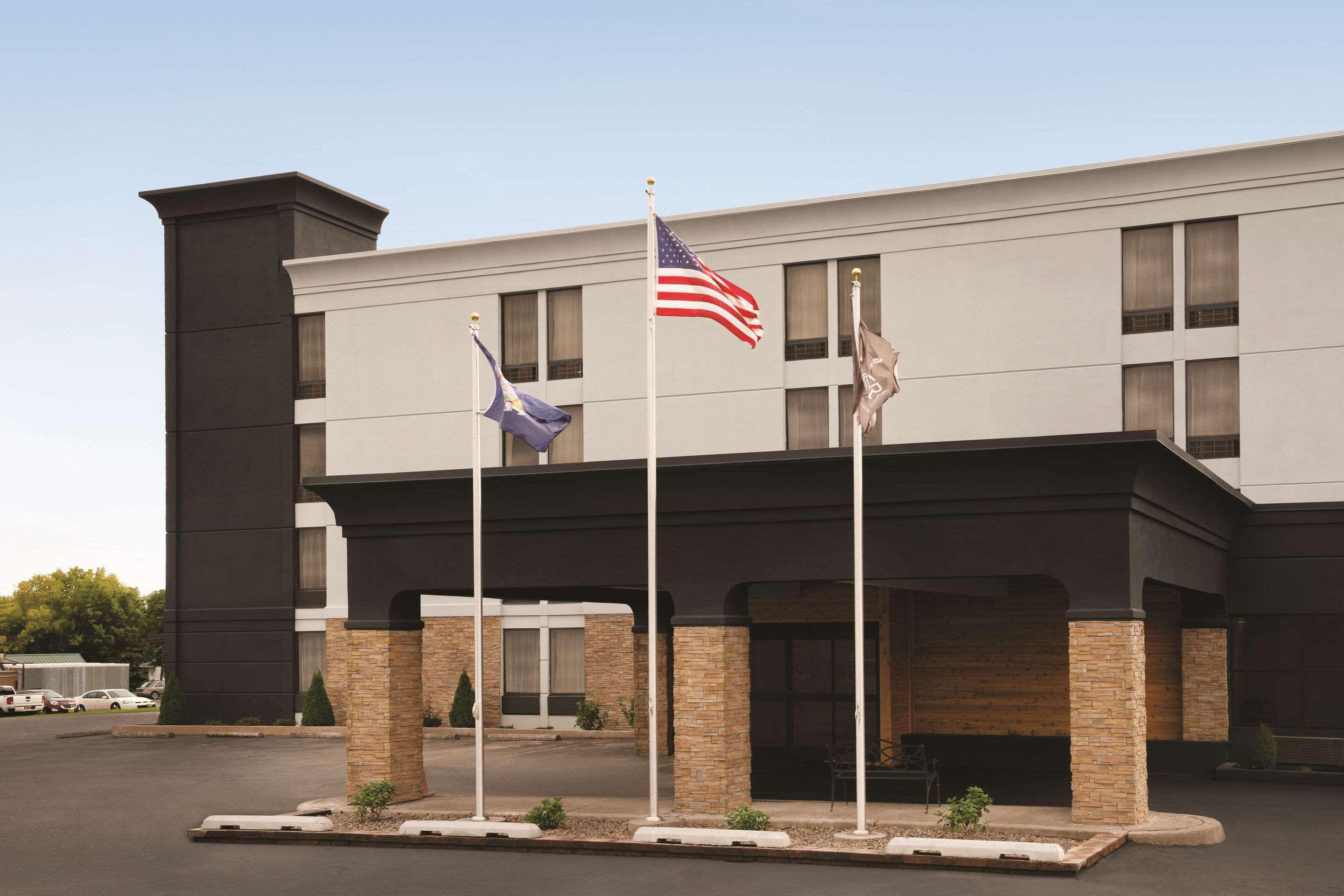 Comfort Inn & Suites Liverpool - Syracuse North Exteriér fotografie