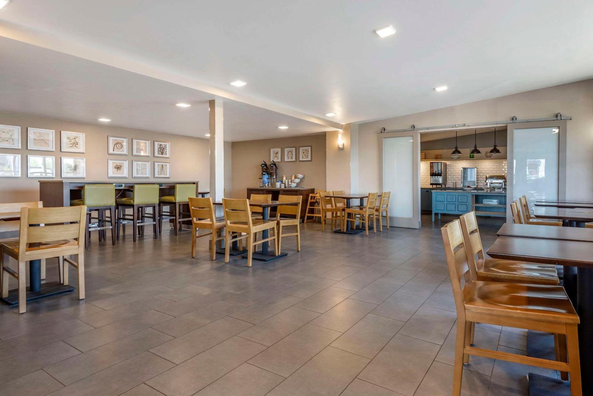 Comfort Inn & Suites Liverpool - Syracuse North Exteriér fotografie