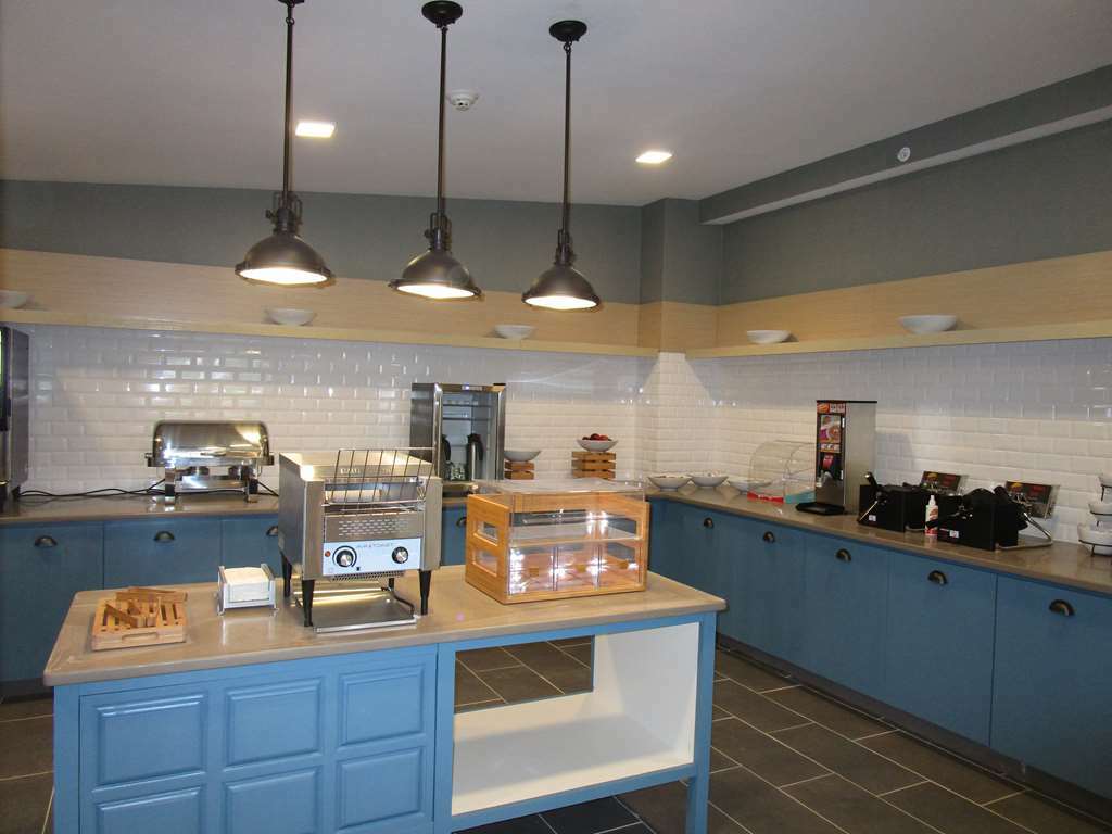 Comfort Inn & Suites Liverpool - Syracuse North Restaurace fotografie